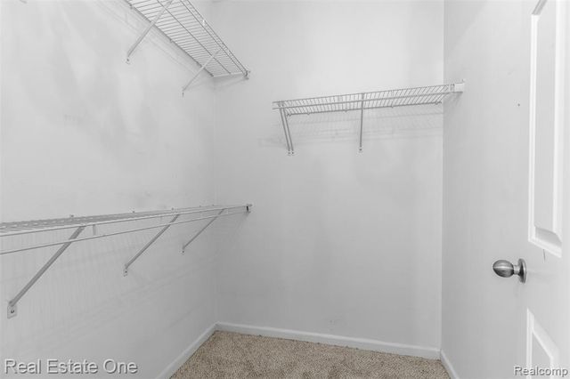 23890 N Northstone Village Drive 17, Taylor, MI 48180