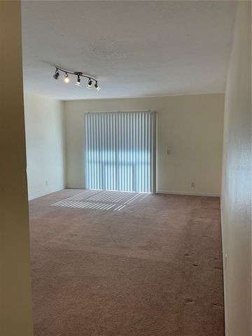 216 COQUINA BAY DR DRIVE, St Petersburg, FL 33705