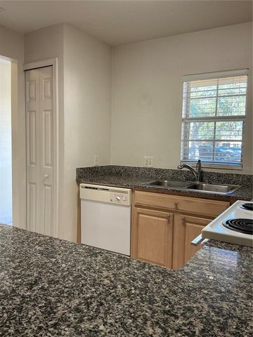 216 COQUINA BAY DR DRIVE, St Petersburg, FL 33705