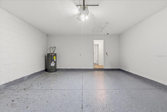 1500 DAYBREAK DRIVE, Fruitland Park, FL 34731