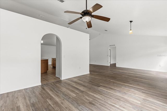 1500 DAYBREAK DRIVE, Fruitland Park, FL 34731