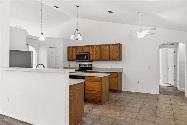 1500 DAYBREAK DRIVE, Fruitland Park, FL 34731