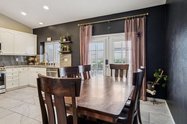 31060 Via Pared, Thousand Palms, CA 92276