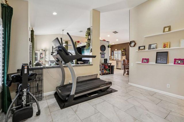 31060 Via Pared, Thousand Palms, CA 92276