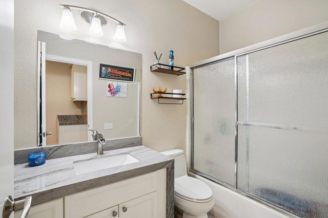 31060 Via Pared, Thousand Palms, CA 92276