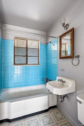 3156 W 25th Avenue, Denver, CO 80211