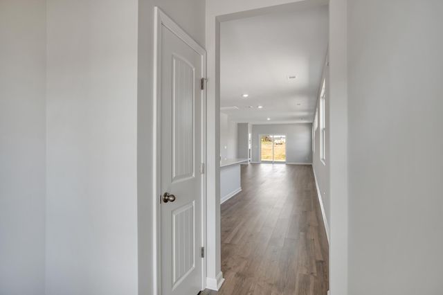6684 Japonica Lane, White House, TN 37188