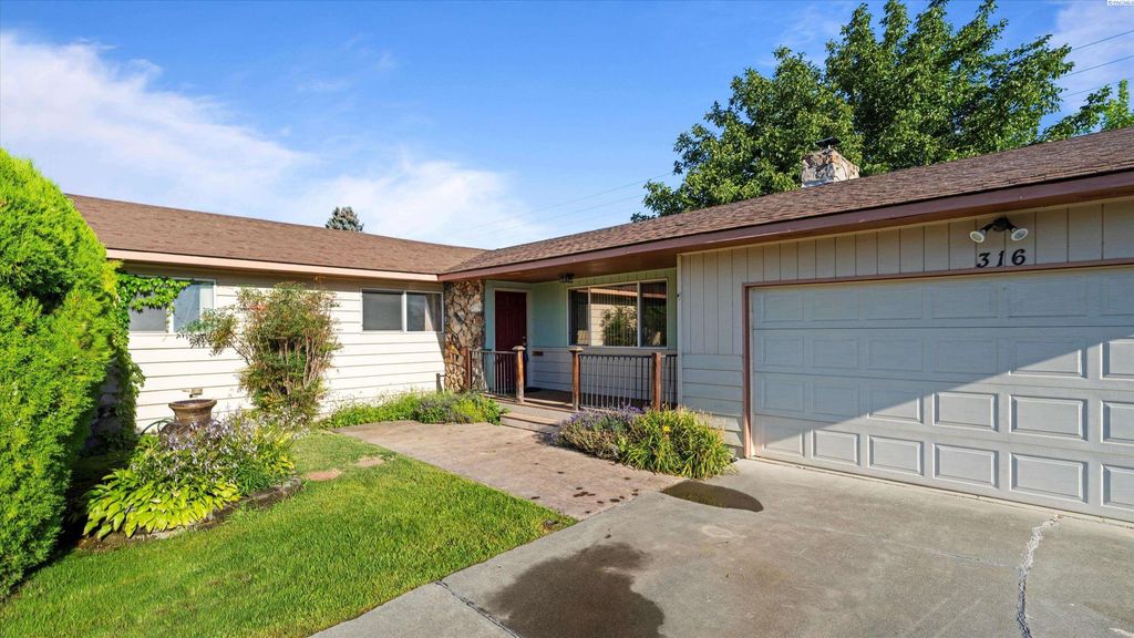 316 W 21st Ave, Kennewick, WA 99337
