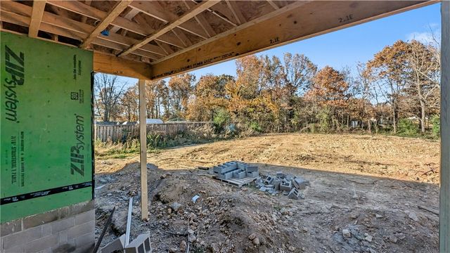 18 Hillswick Drive, Bella Vista, AR 72715