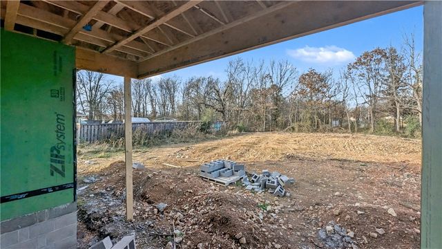 18 Hillswick Drive, Bella Vista, AR 72715