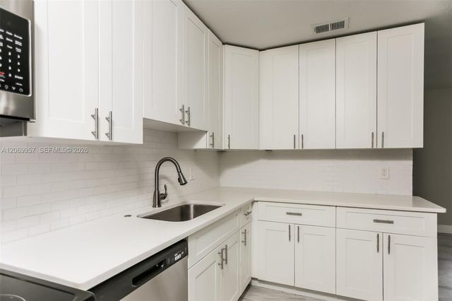 1101 NW 18th Street, Fort Lauderdale, FL 33311