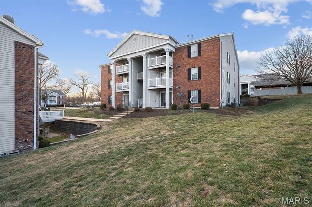 1948 Marine Terrace Drive A, St Louis, MO 63146