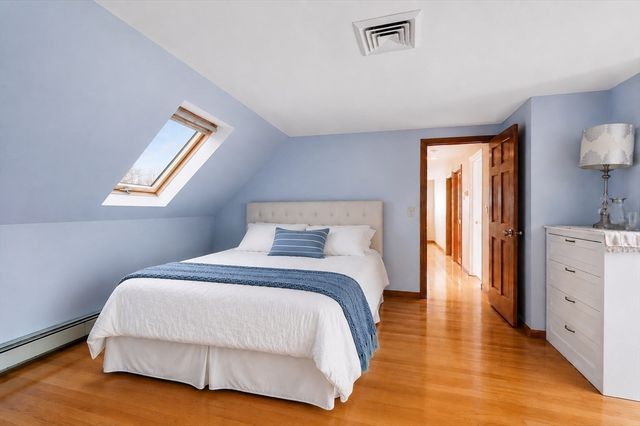 11 Stonewood Ln, Braintree, MA 02184