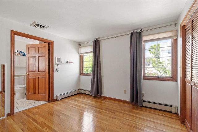 11 Stonewood Ln, Braintree, MA 02184