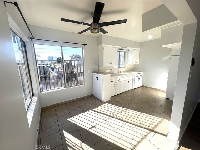 620 W 82nd 9, Los Angeles, CA 90044