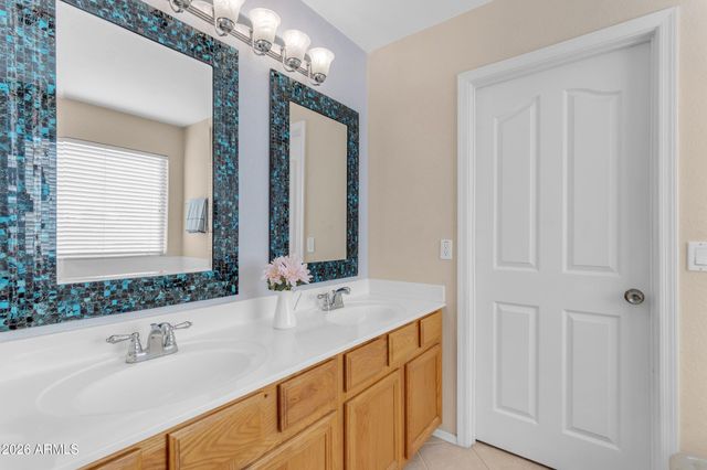 4238 E RAINBOW Drive, Gilbert, AZ 85297