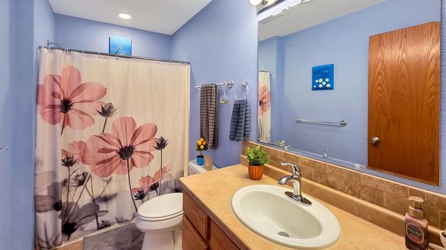 32445 Vail Avenue, New Hartford, IA 50660
