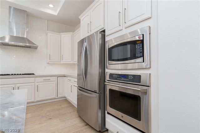 11000 Arbor Pine Avenue, Las Vegas, NV 89144