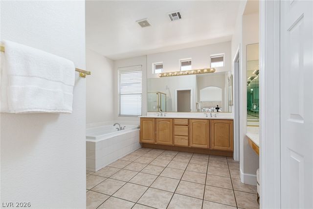 11000 Arbor Pine Avenue, Las Vegas, NV 89144