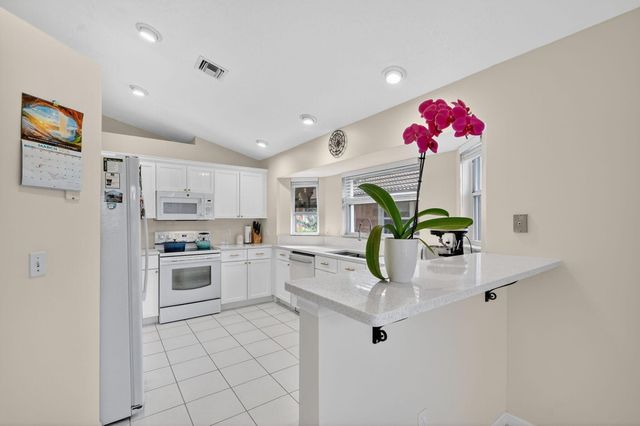 2453 Stonegate Drive, Wellington, FL 33414