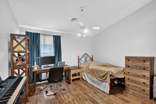 2453 Stonegate Drive, Wellington, FL 33414