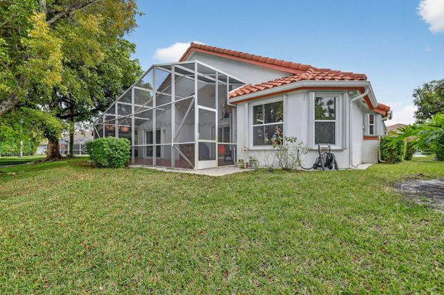 2453 Stonegate Drive, Wellington, FL 33414