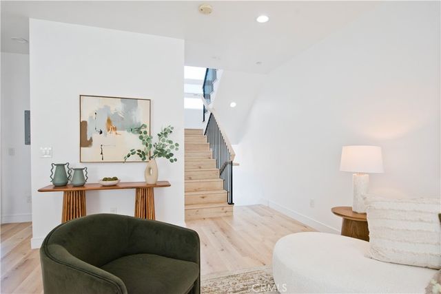 542 N Serrano Avenue, Los Angeles, CA 90004