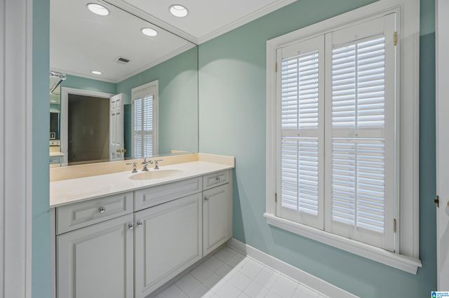 3 CROSS CREEK DRIVE, Mountain Brook, AL 35213