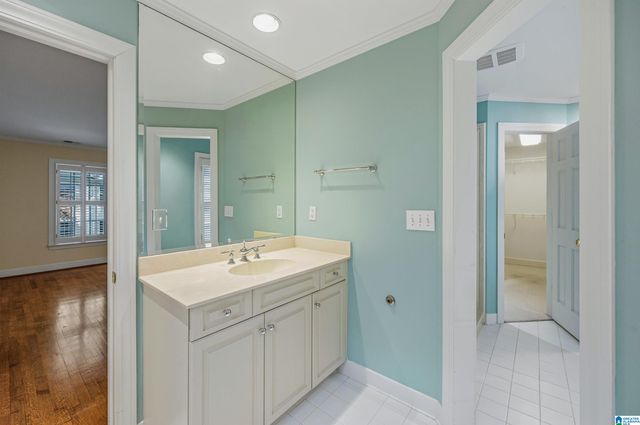 3 CROSS CREEK DRIVE, Mountain Brook, AL 35213