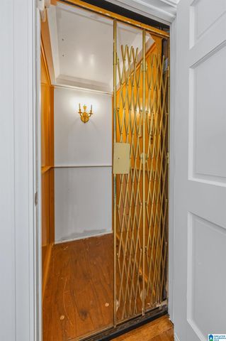 3 CROSS CREEK DRIVE, Mountain Brook, AL 35213