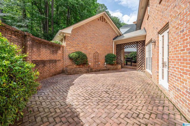 3 CROSS CREEK DRIVE, Mountain Brook, AL 35213