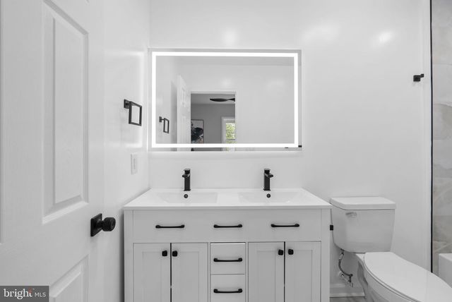 4228 FOOTE ST NE, Washington, DC 20019