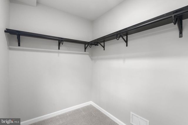 4228 FOOTE ST NE, Washington, DC 20019