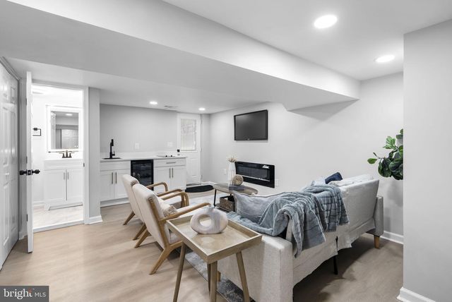 4228 FOOTE ST NE, Washington, DC 20019