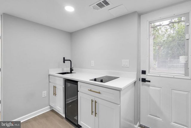 4228 FOOTE ST NE, Washington, DC 20019
