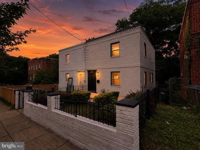 4228 FOOTE ST NE, Washington, DC 20019