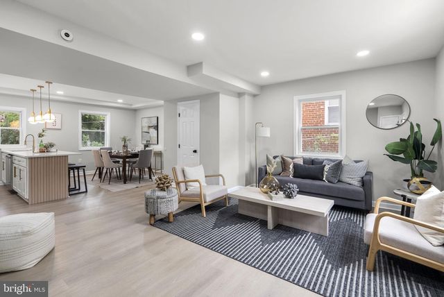4228 FOOTE ST NE, Washington, DC 20019