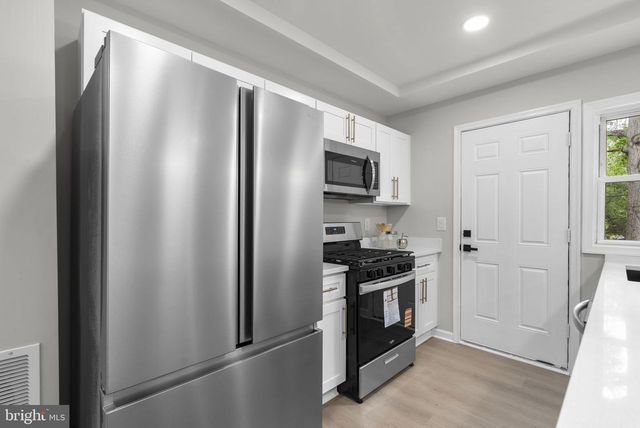 4228 FOOTE ST NE, Washington, DC 20019