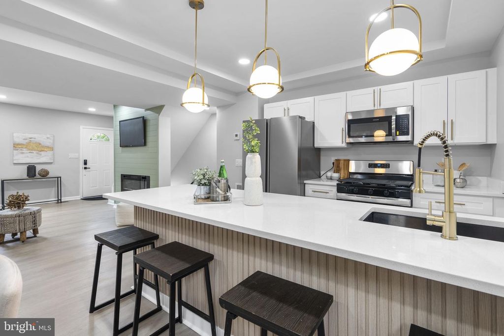 4228 FOOTE ST NE, Washington, DC 20019