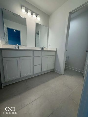 4923 Gilet Drive, Noblesville, IN 46062