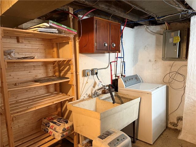 1208 Scott St, Mckeesport, PA 15132