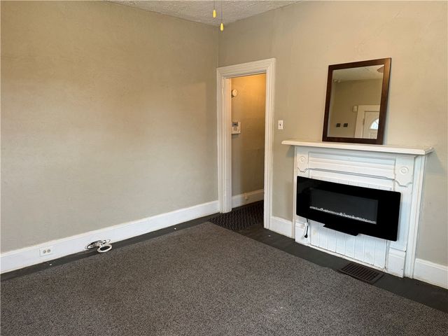 1208 Scott St, Mckeesport, PA 15132