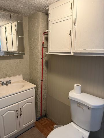 1208 Scott St, Mckeesport, PA 15132