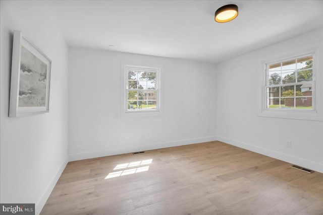 1221 CRANE DR, Cherry Hill, NJ 08003