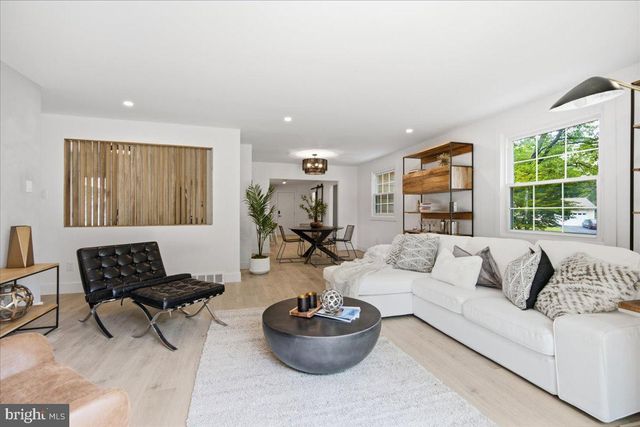 1221 CRANE DR, Cherry Hill, NJ 08003