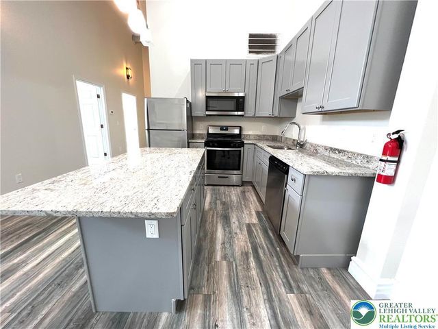 374 West Main Street 203, Bath Boro, PA 18014