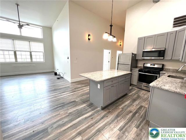 374 West Main Street 203, Bath Boro, PA 18014