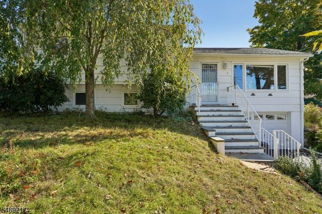 4 Nautical Ter, Jefferson Twp., NJ 07849