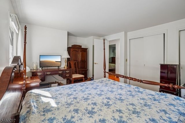 4 Nautical Ter, Jefferson Twp., NJ 07849