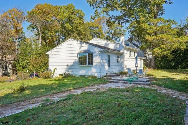 4 Nautical Ter, Jefferson Twp., NJ 07849